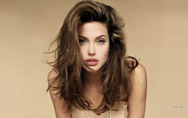 Angelina Jolie Hottest Celebrity Daughters