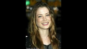 10 Female Celebrities Who Committed Suicide