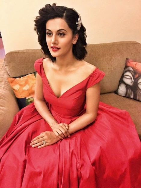 Taapsee Pannu Hot Pic No (27)