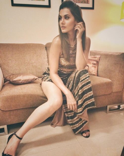 Taapsee Pannu Hot Pic No (3)
