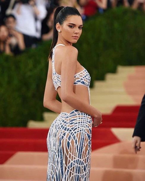 Kendall Jenner Insanely Half Nude and hot Photos (11)