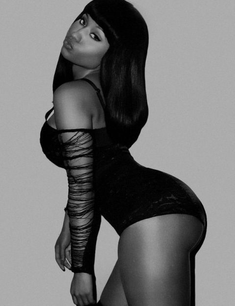 Nicki Minaj Exquisitely hot Bikini (20)