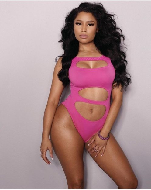 Nicki Minaj Exquisitely hot Bikini (27) .