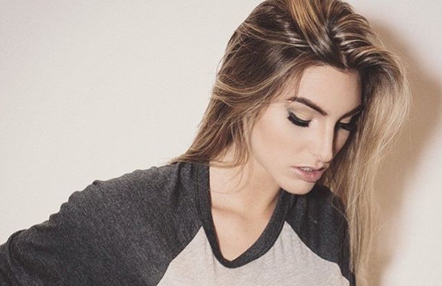 23 Lele Pons Insanely Hot half-nude photos - You won’t regret seeing!