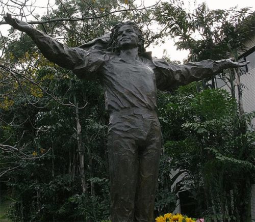 Guangzhou Sculpture Park - Michael Jackson 2