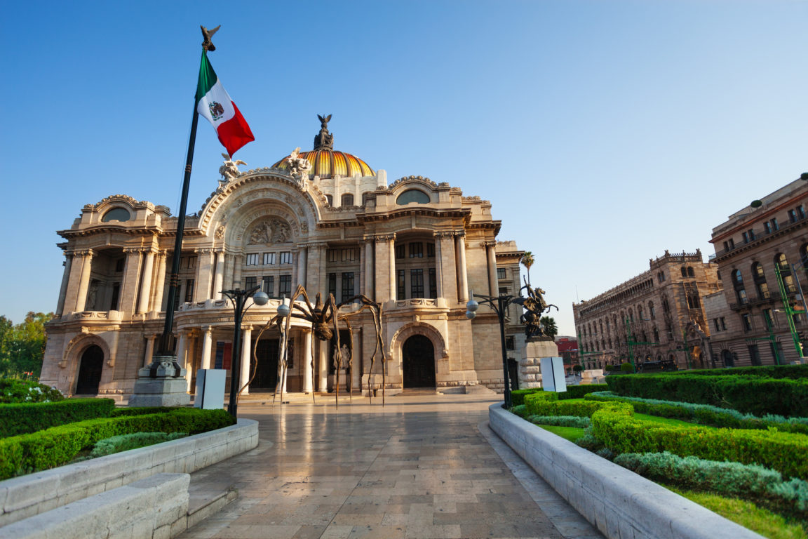 10 Things to Know Before Going to Mexico