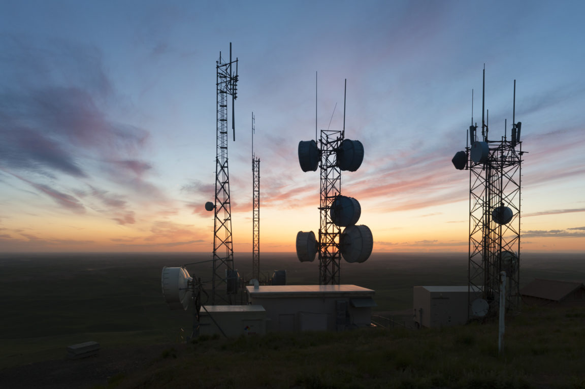 Technology 101 How Do Cell Towers Work?