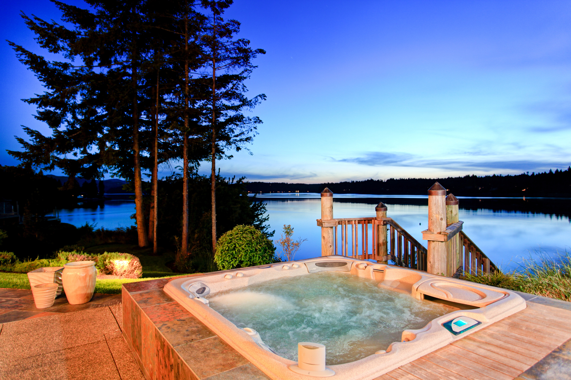 awesome hottubs