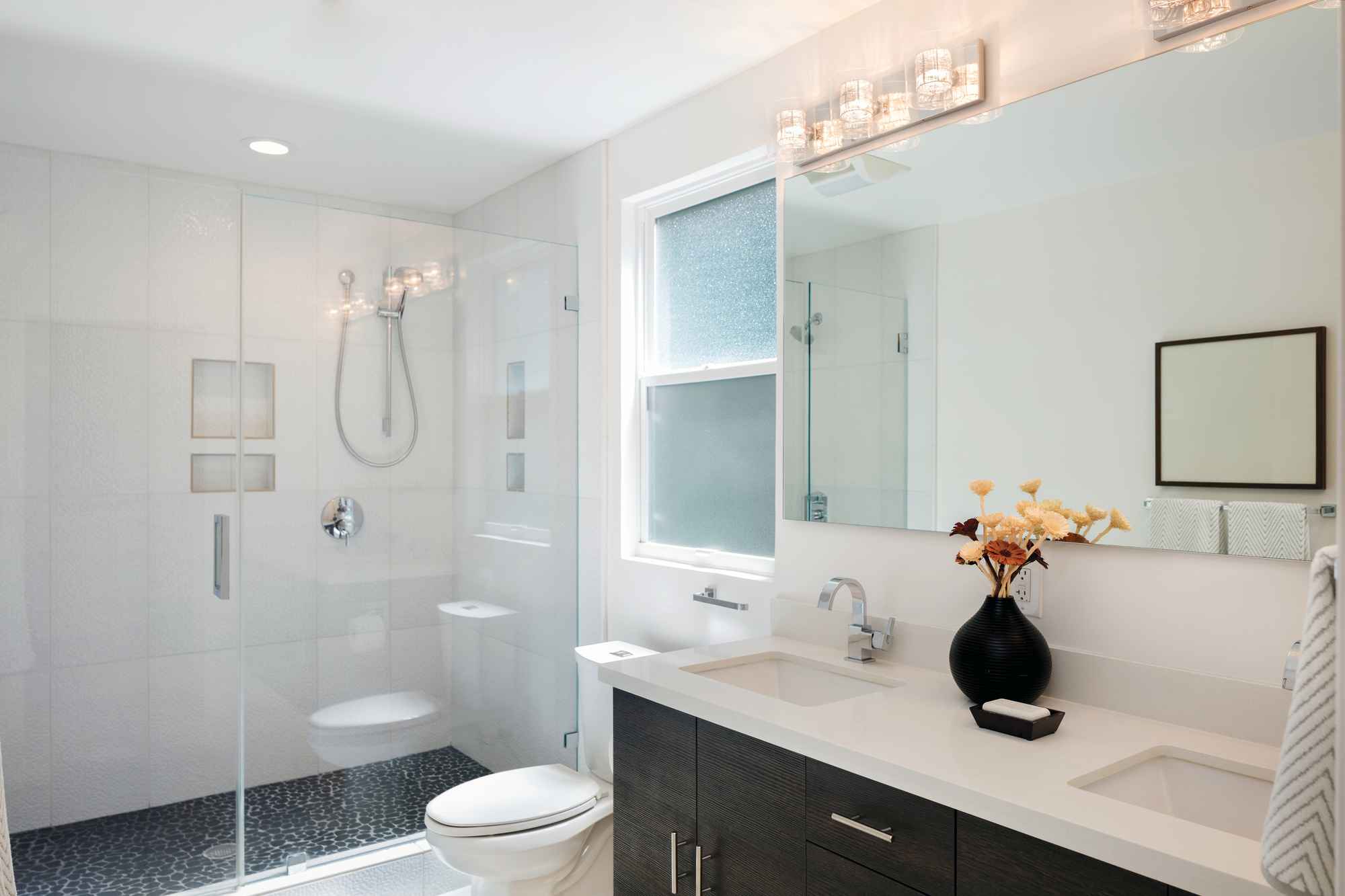 8 Essential Bathroom Renovation Tips To Ensure Success