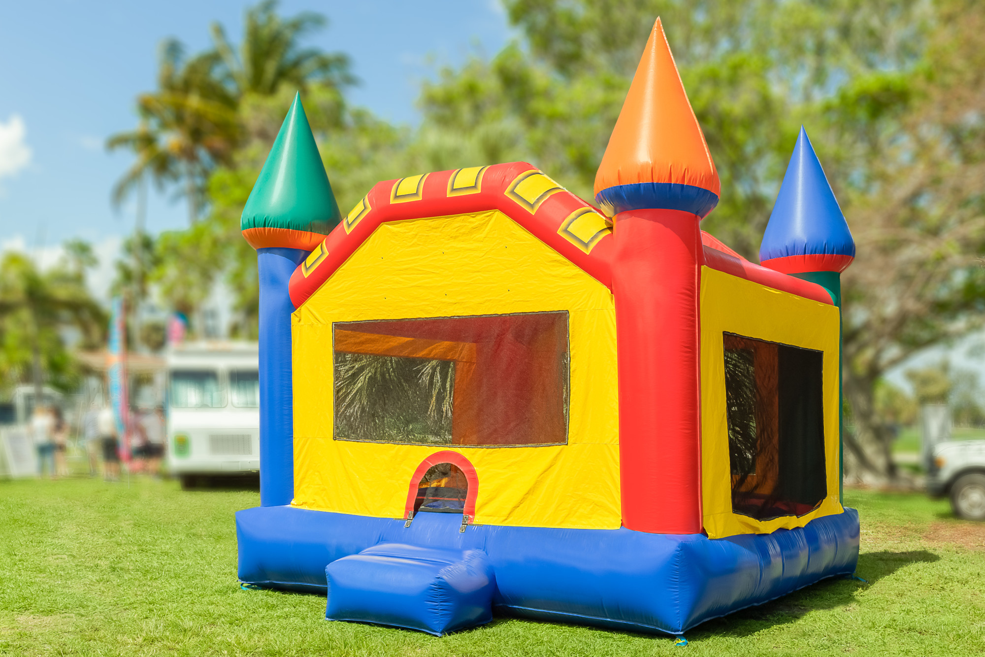 How Much Does a Bounce House Cost?